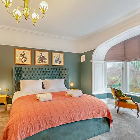 8 Bed In 94323 度假居