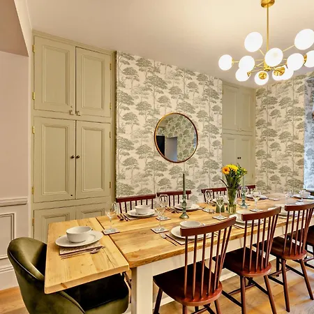 8 Bed In 94323 Holiday home *